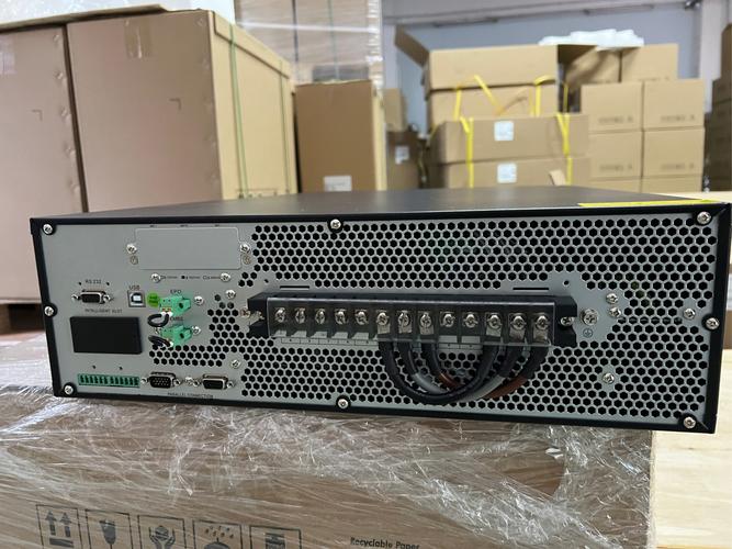 奥兰德ups不间断电源r01l 1kva/900w机架式电源