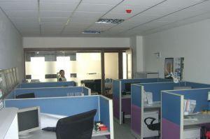 领先不间断电源技术 创新与品质的驱动者